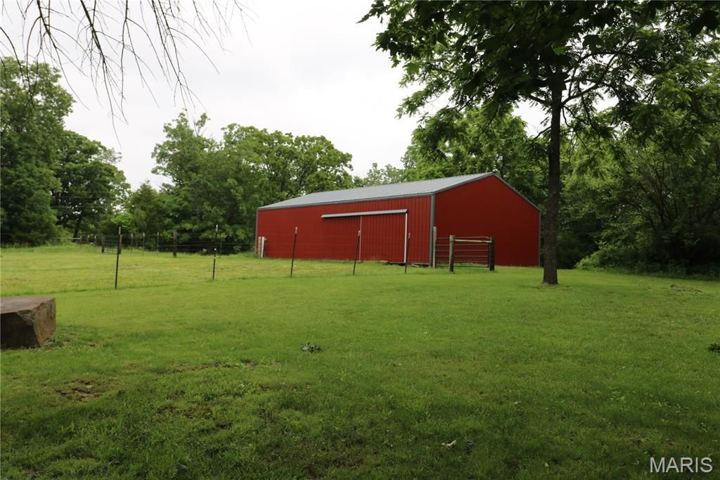 Photo of 1152 Nixon School Road, Leasburg, MO 65535 (MLS # 26028138)