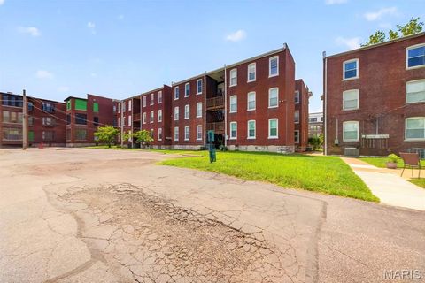 Tiny photo for 5553 Waterman Boulevard #1E, St Louis, MO 63112 (MLS # 26046365)