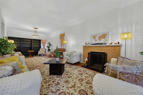 Tiny photo for 5553 Waterman Boulevard #1E, St Louis, MO 63112 (MLS # 26046365)
