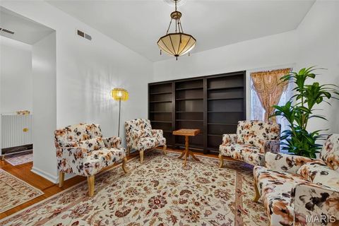 Tiny photo for 5553 Waterman Boulevard #1E, St Louis, MO 63112 (MLS # 26046365)
