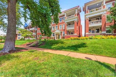 Tiny photo for 5553 Waterman Boulevard #1E, St Louis, MO 63112 (MLS # 26046365)