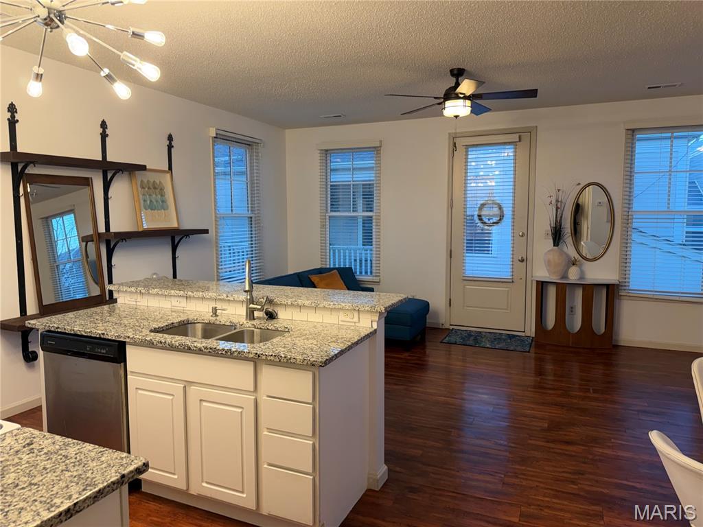 East Lime Kiln Condo #1 - Residential