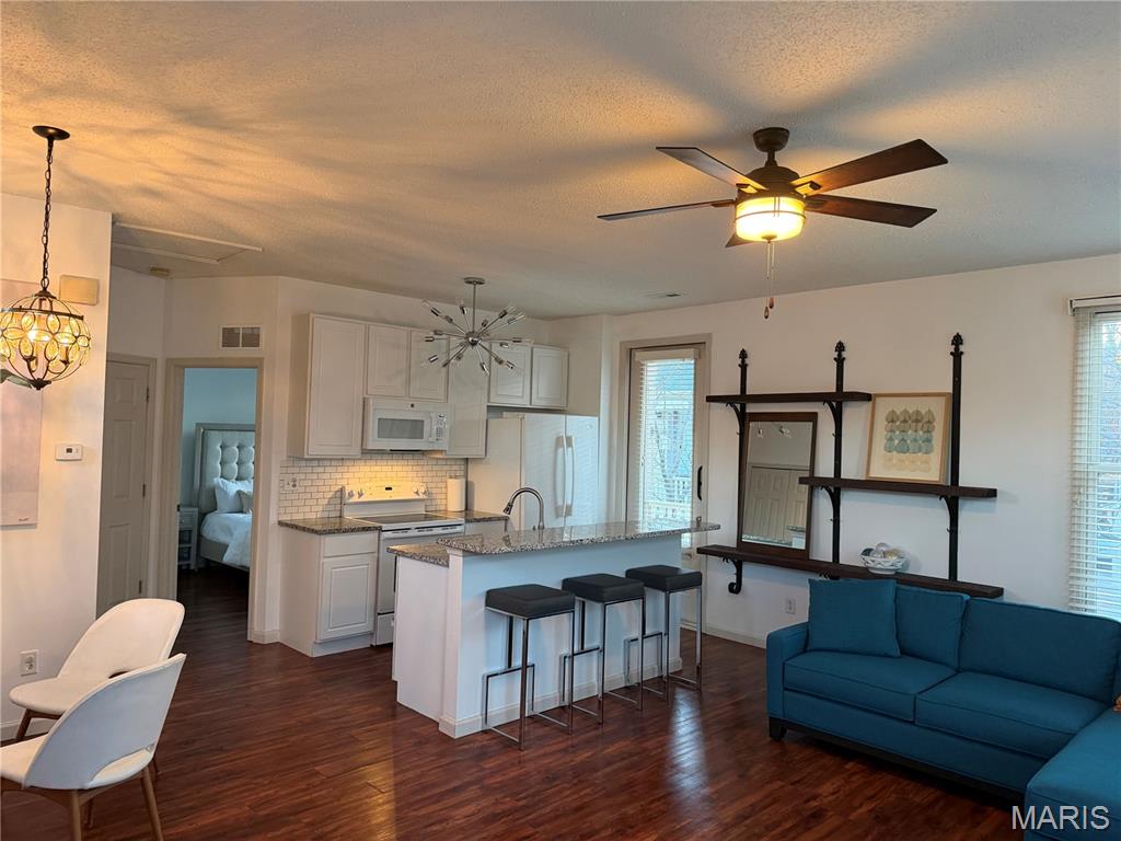 East Lime Kiln Condo #1 - Residential