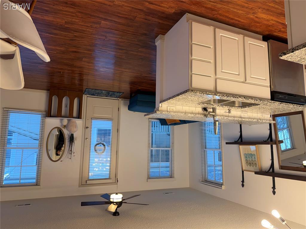 East Lime Kiln Condo #1 - Residential