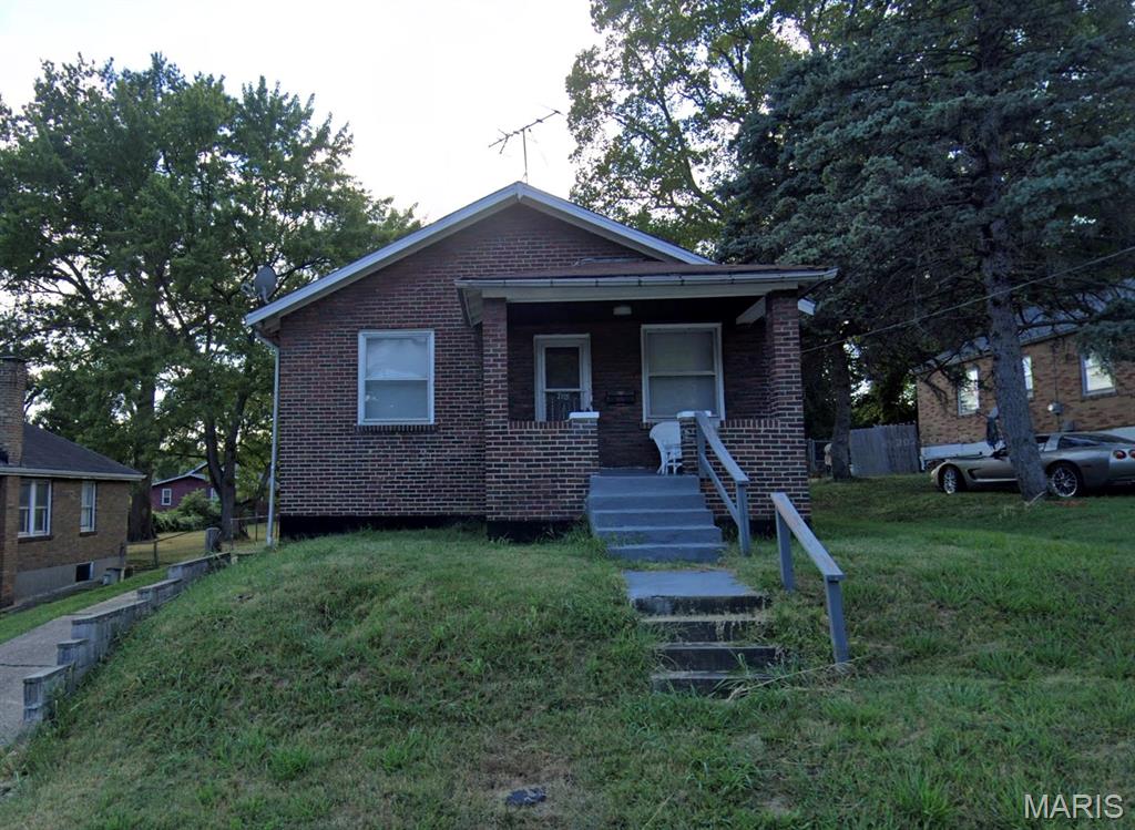 Photo of 3105 Thelma Avenue, St Louis, MO 63121 (MLS # 26051950)
