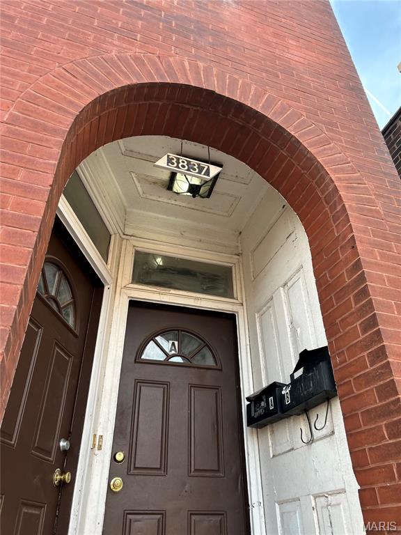 3837 S Compton Avenue