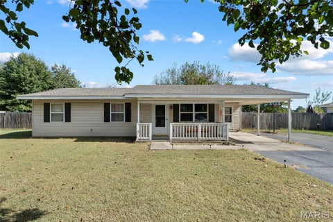 Photo of 39774 Bernard Road, Malden, MO 63863 (MLS # 26068014)