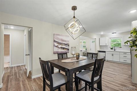 Tiny photo for 6670 Kenwood Drive, Northwoods, MO 63121 (MLS # 26028506)