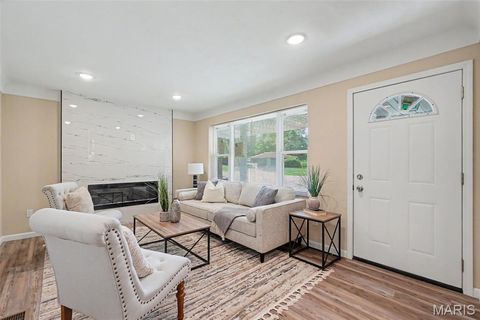 Tiny photo for 6670 Kenwood Drive, Northwoods, MO 63121 (MLS # 26028506)