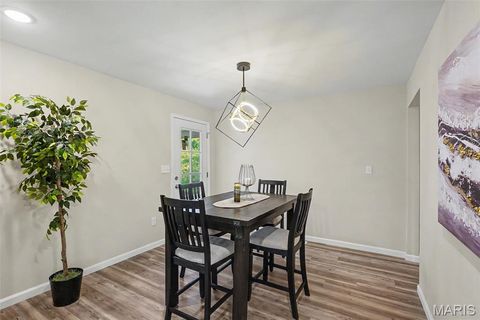 Tiny photo for 6670 Kenwood Drive, Northwoods, MO 63121 (MLS # 26028506)