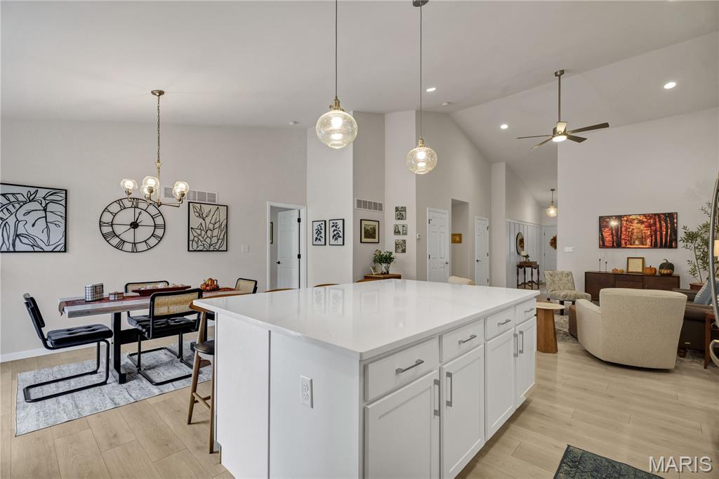 5312 Lakepath Way
