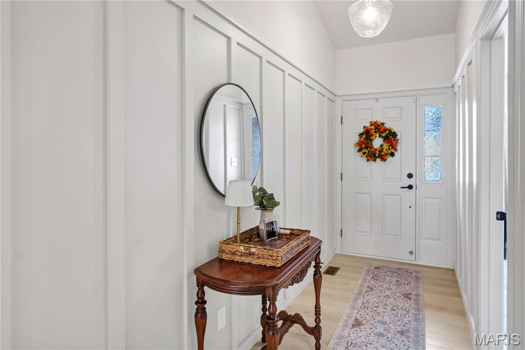 5312 Lakepath Way