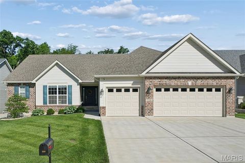 Photo of 326 Kevin Jon Court, Eureka, MO 63025 (MLS # 26028989)