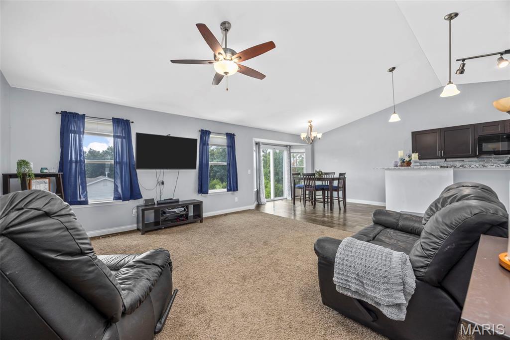 Falcons Crest - Residential