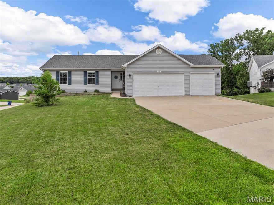 Don’t miss this gorgeous 7-year-young ranch home tucked away on a quiet cul-de-sac! With 3 bedrooms, 2 baths, and a spacious 3-car garage, this home truly has it all. Sitting on a generous corner lot, you’ll love the outdoor space and curb appeal from the moment you arrive.

Step inside to a bright, open floor plan filled with natural light. The living room flows seamlessly into the kitchen—perfect for entertaining or enjoying everyday life. The kitchen boasts ample cabinetry, plenty of counter space, and a layout designed for both cooking and gathering. Convenient main floor laundry makes chores a breeze! The primary suite offers a comfortable retreat, while two additional bedrooms and a full bath provide great additional space. Downstairs, the full basement is ready for your personal touch—whether you envision a recreation room, gym, or additional living space.

With its prime location, spacious layout, and move-in-ready condition, this home is the one you’ve been waiting for. Schedule your showing today before it’s gone!