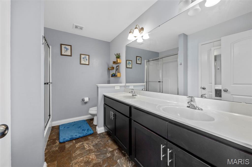 Falcons Crest - Residential