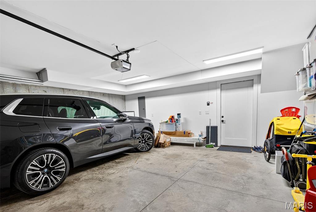 Artizen/West Pine Twnhms - Residential