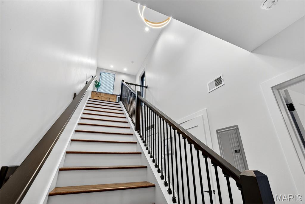 Artizen/West Pine Twnhms - Residential