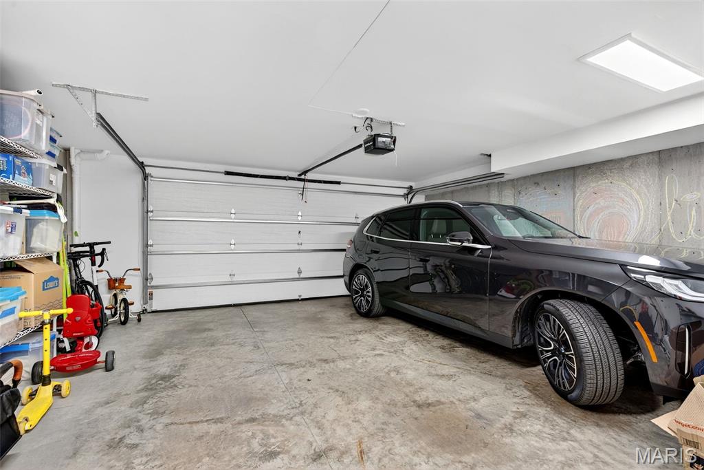 Artizen/West Pine Twnhms - Residential