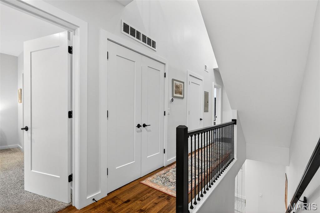 Artizen/West Pine Twnhms - Residential