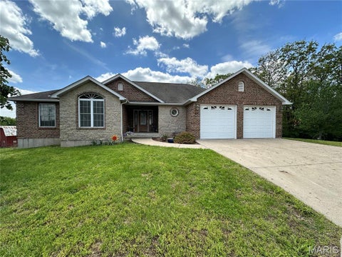 Photo of 408 Ahr Strom Drive, Owensville, MO 65066 (MLS # 26035765)
