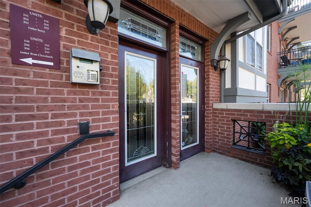 Compton Gate Condos - Residential