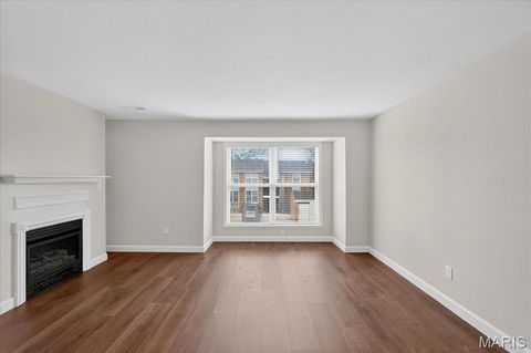 Tiny photo for 1977 Hunting Lake Court #1977, Kirkwood, MO 63122 (MLS # 26003285)