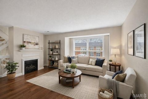 Tiny photo for 1977 Hunting Lake Court #1977, Kirkwood, MO 63122 (MLS # 26003285)