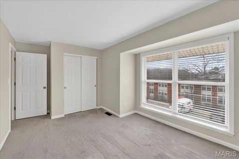 Tiny photo for 1977 Hunting Lake Court #1977, Kirkwood, MO 63122 (MLS # 26003285)