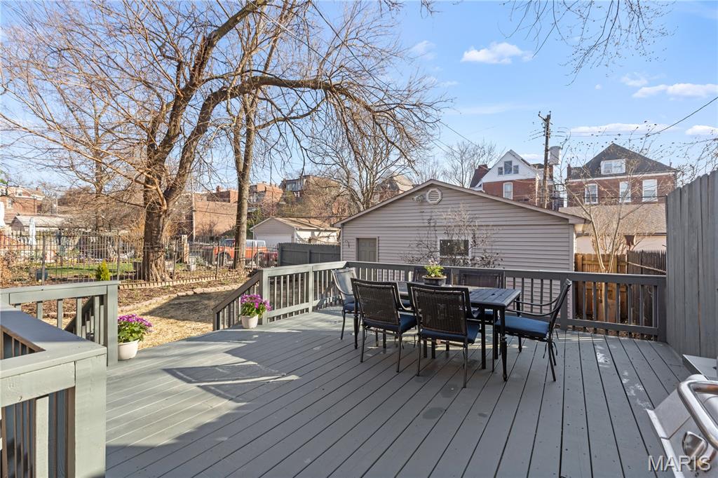 Lafayette Square - Residential