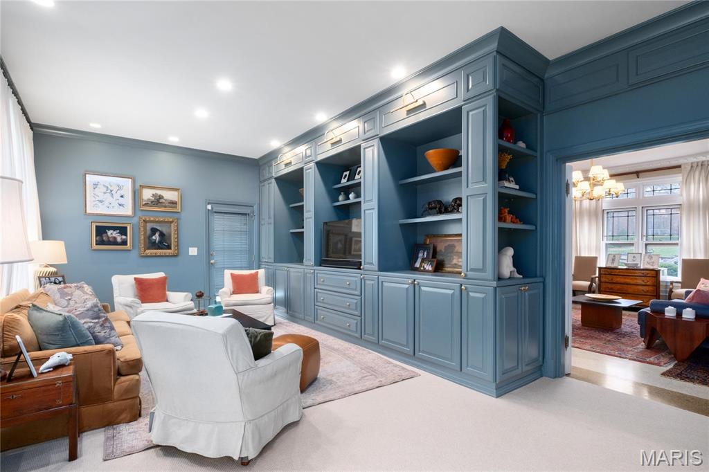 Lake Forest - Residential