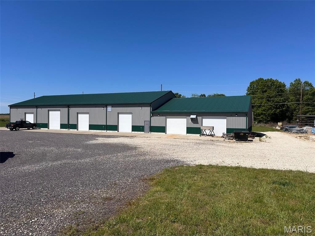 Photo of 303 Industrial Drive, New Haven, MO 63068 (MLS # 26027256)