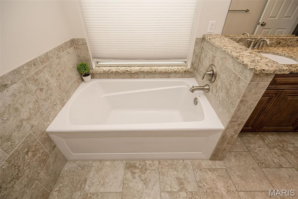 Tesson Creek Estates - Residential