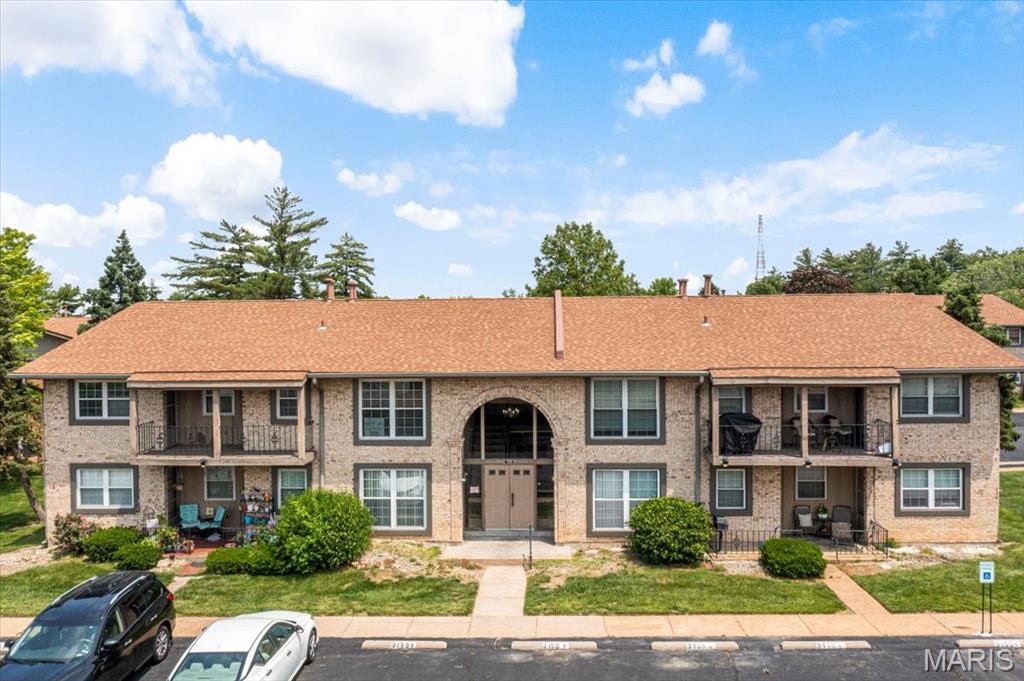 Florissant, Missouri 63033, United States, 2 Bedrooms Bedrooms, ,1 BathroomBathrooms,Residential,Active,148187