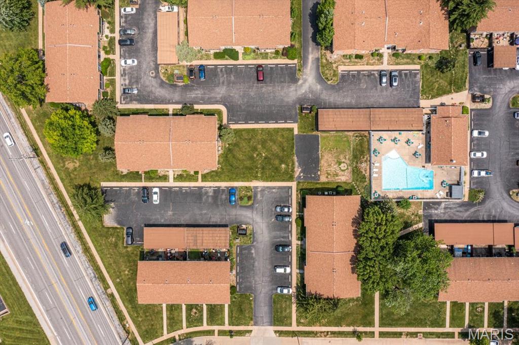 Florissant, Missouri 63033, United States, 2 Bedrooms Bedrooms, ,1 BathroomBathrooms,Residential,Active,148187