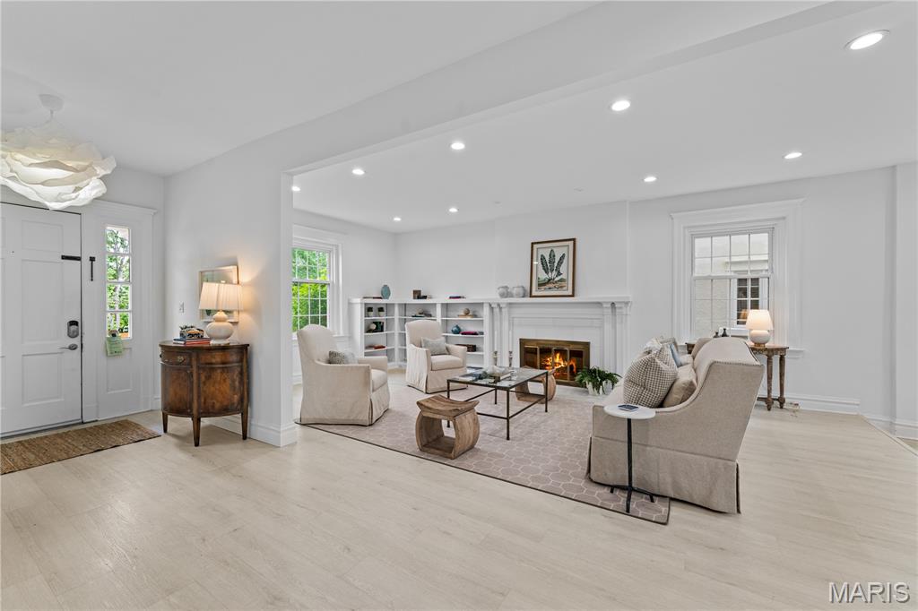 Hillcrest - Residential