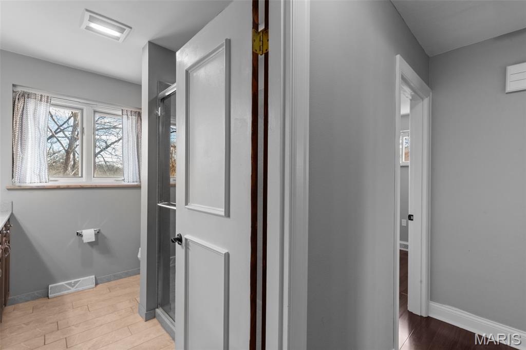 Quinettes Sub Amd Place Resub Of Lt 28 - Residential