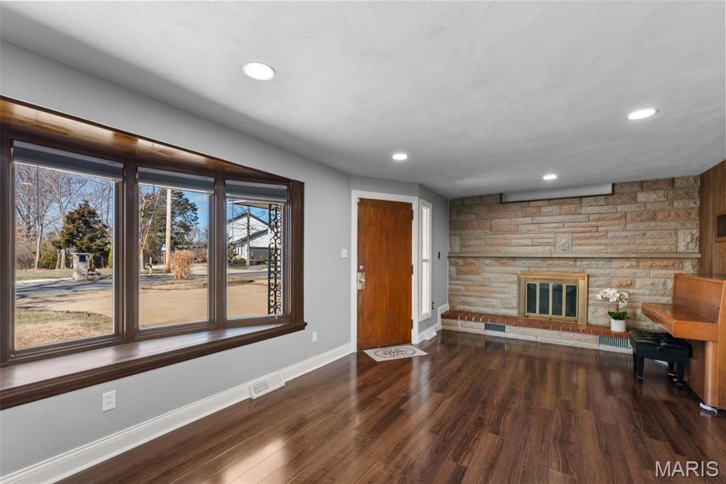 Quinettes Sub Amd Place Resub Of Lt 28 - Residential