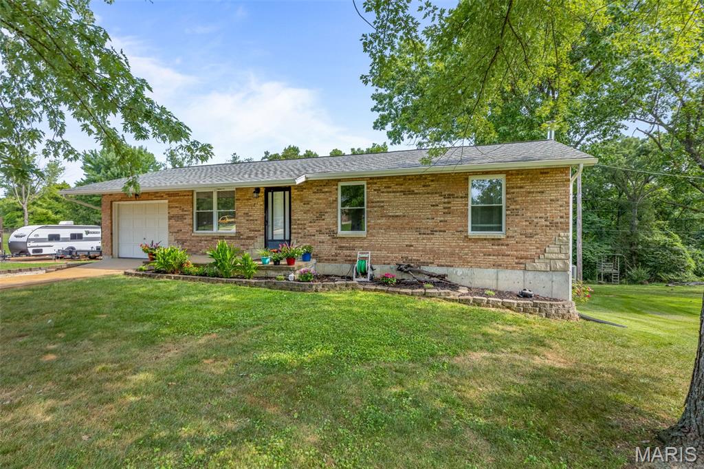 1121 Edgewood Drive