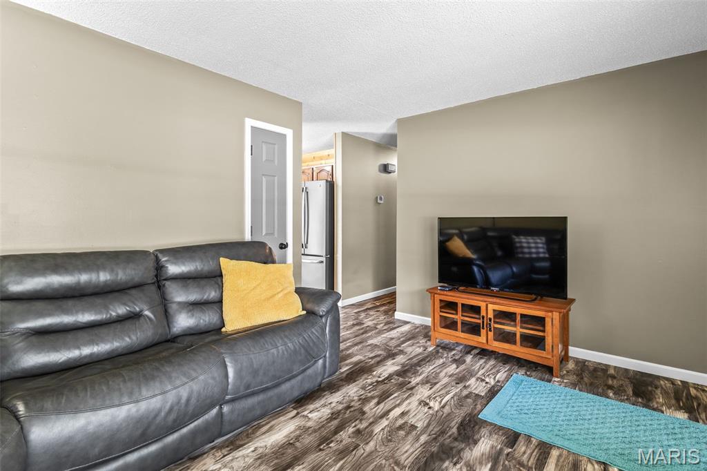 1121 Edgewood Drive