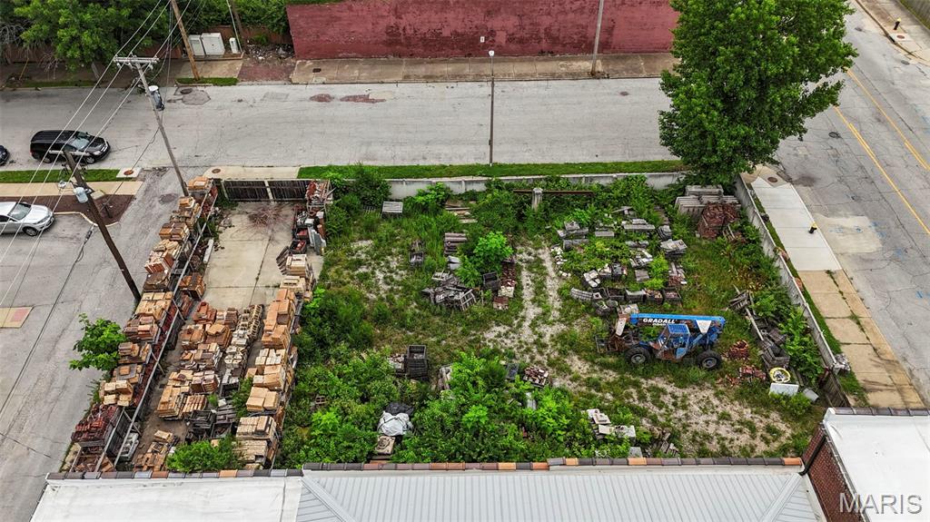 The Gate District - Land