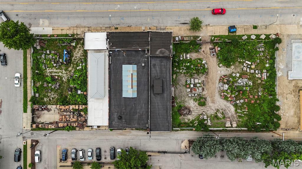 The Gate District - Land