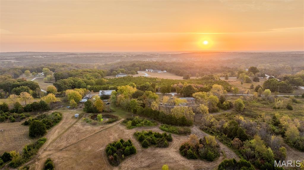 000 Country Farm Road