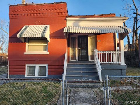 Photo of 2810 Norwood Avenue, St Louis, MO 63115 (MLS # 26018418)
