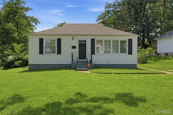 7820 ALERT DR, SAINT LOUIS, MO 63133 - Image b2b959577d3591dee7e2bdfcb2d44f48/2339708887