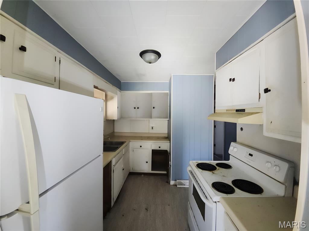 Cherokee Village 1st Add - Residential