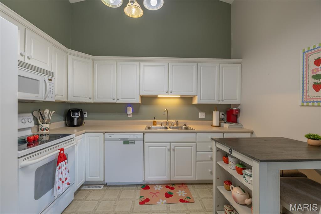 Villas At Spring Lake - Residential