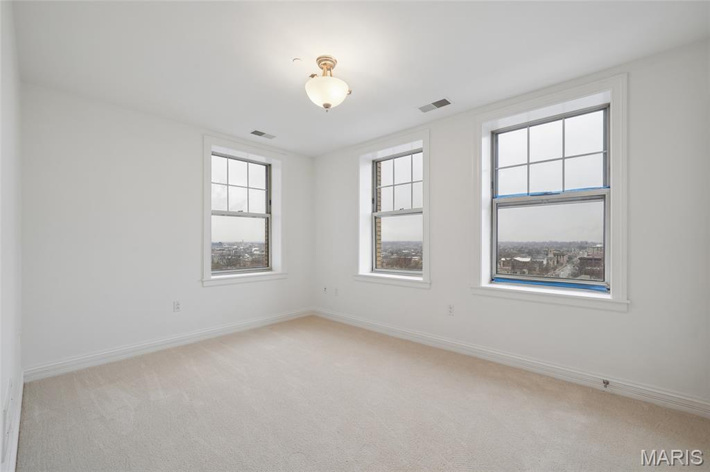 Park Plaza Residential Condo - Residential