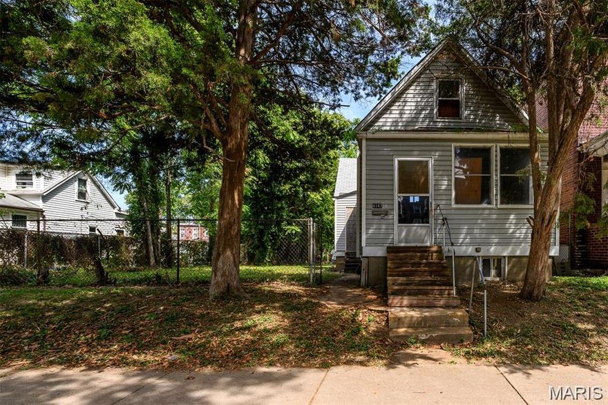 Exceptional opportunity in the highly sought-after Tower Grove South neighborhood! This 50’ x 126’ double lot features a 1.5-story home in shell condition, ideal for a full renovation. The property offers exceptional renovation potential—renovate and expand the existing structure or build your dream single-family home on an oversized lot. 
Additional incentives include a $70K NPA-approved credit applicable to the existing lot and $37K for a second build for a new construction. Located just steps from Tower Grove Park and within walking distance to the vibrant dining, shopping, and amenities along Morganford and South Grand. Perfect for investors or homeowners looking to create something truly special in one of St. Louis’ most walkable and community-focused areas. Don’t miss this unique opportunity with endless potential!