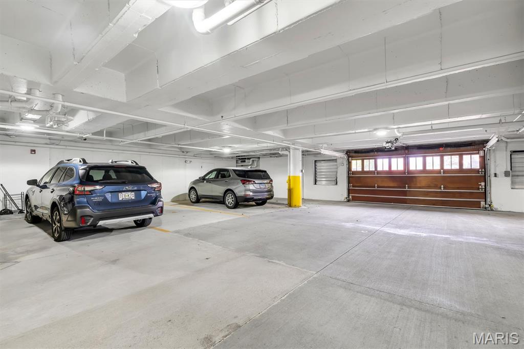 Laumeier Place Condo Amd - Residential